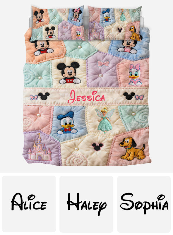 Magical World - Personalized Mouse Quilt Set