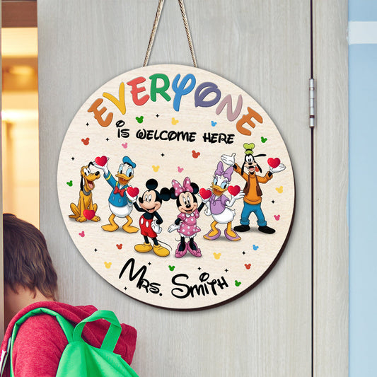 Everyone Is Welcome Here - Personalized Mouse Round Wood Sign