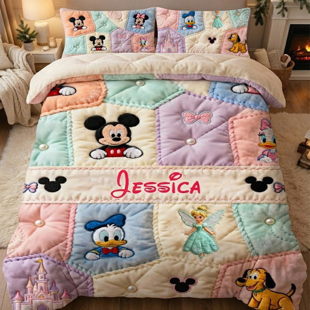 Magical World - Personalized Mouse Quilt Set