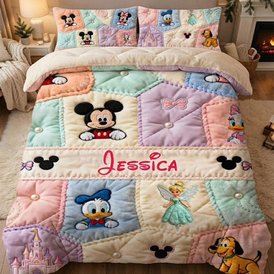 Magical World - Personalized Mouse Quilt Set
