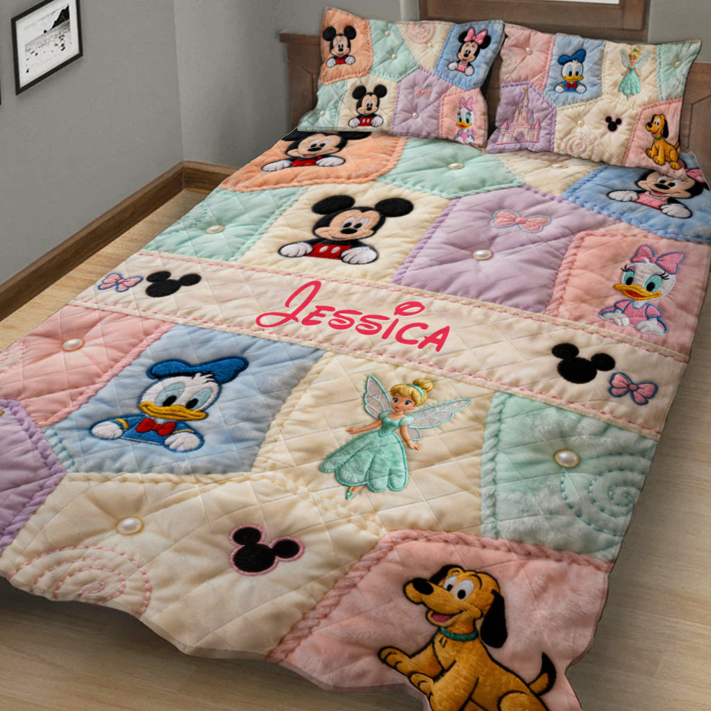 Magical World - Personalized Mouse Quilt Set