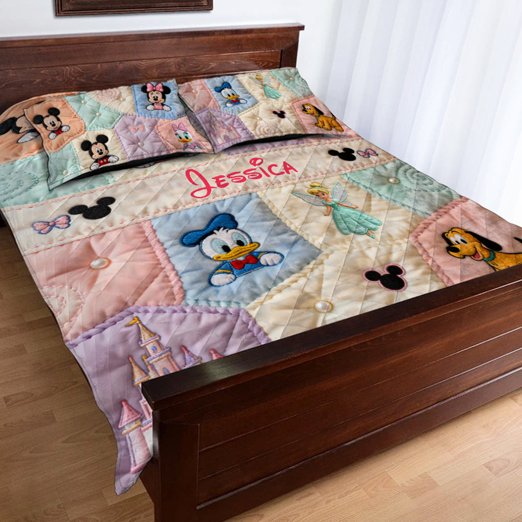 Magical World - Personalized Mouse Quilt Set