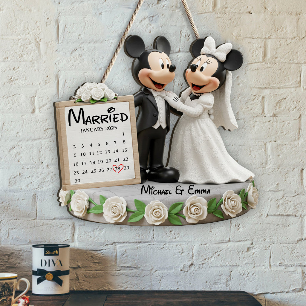 Happy Anniversary Mouse Couple - Personalized Mouse Custom Shaped Wood Sign