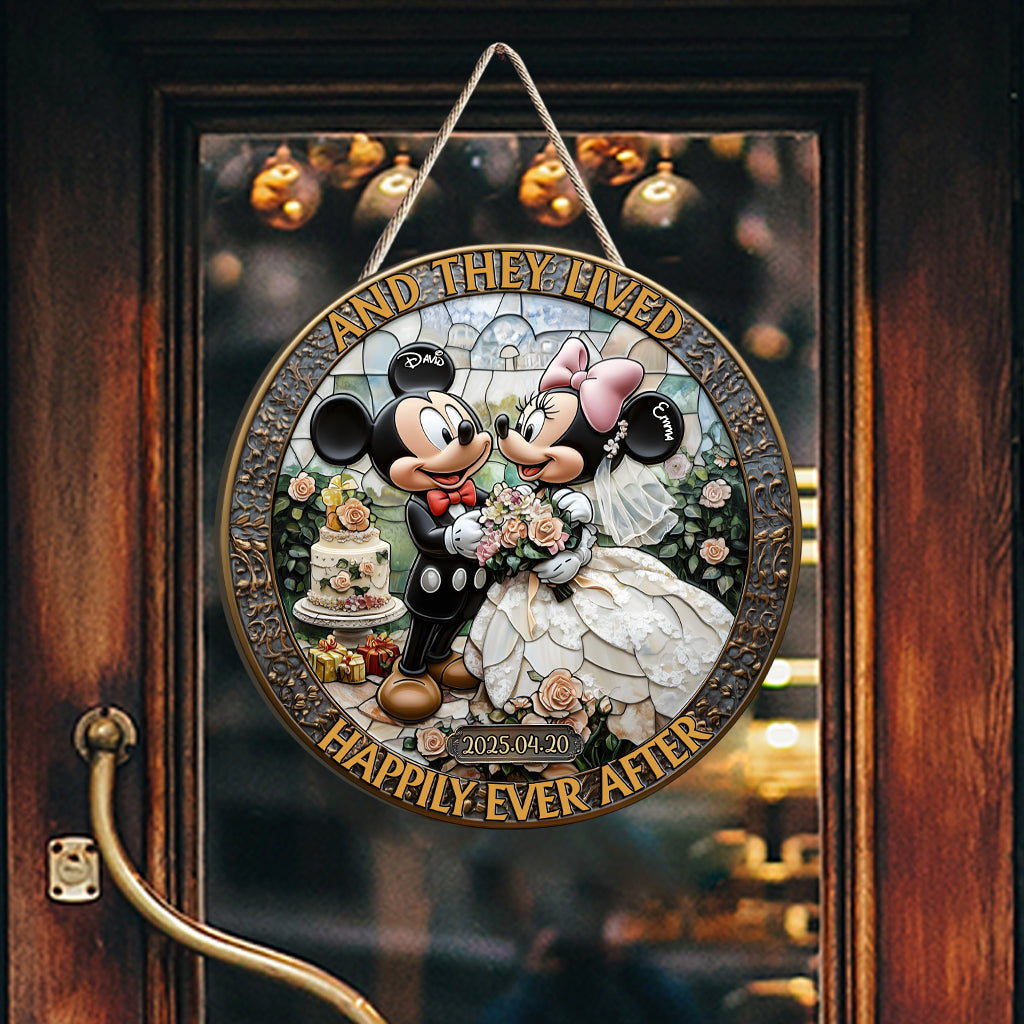 Happily Ever After Mouse Couple - Personalized Mouse Wood Sign