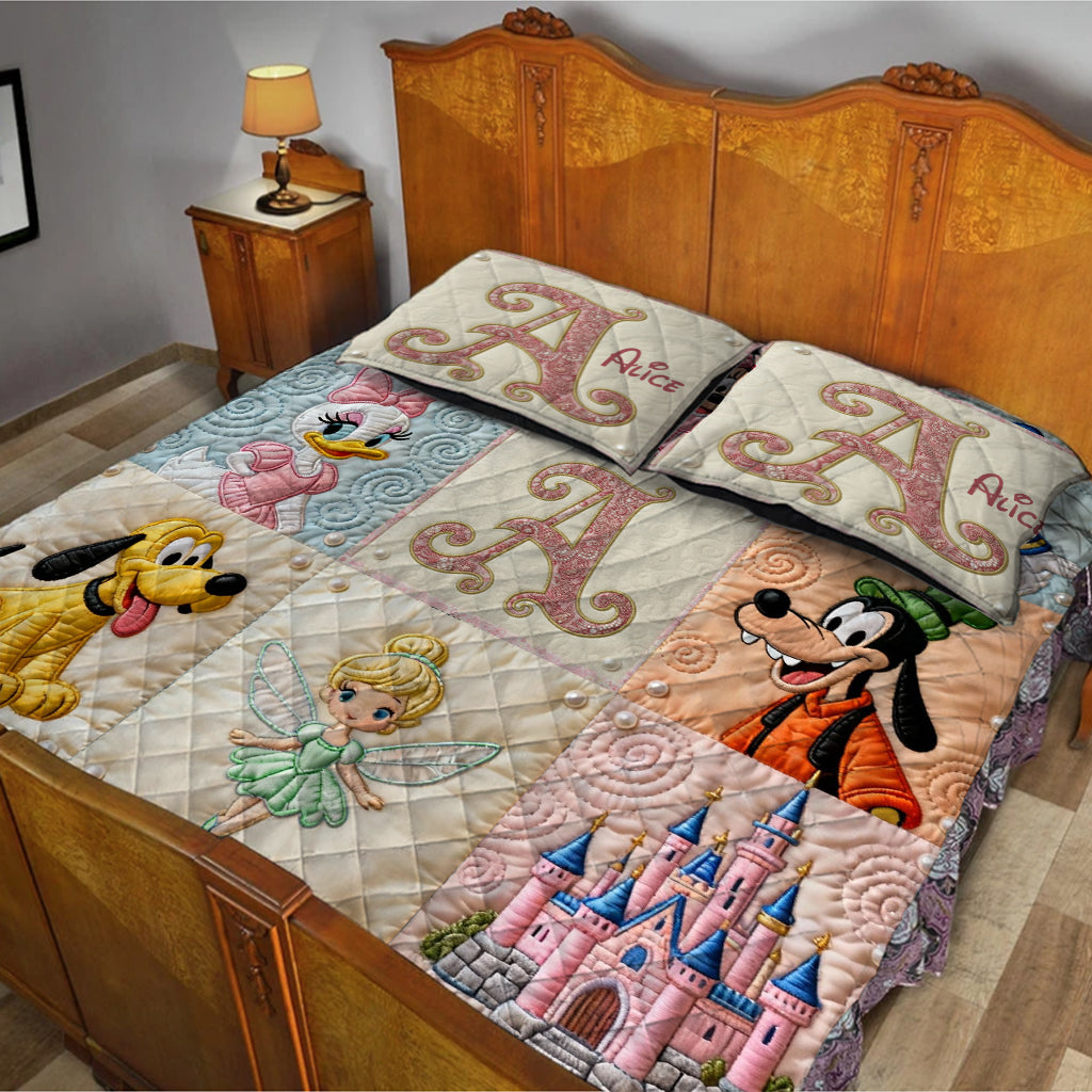 Magical Mouse Ears Initials - Personalized Mouse Quilt Set