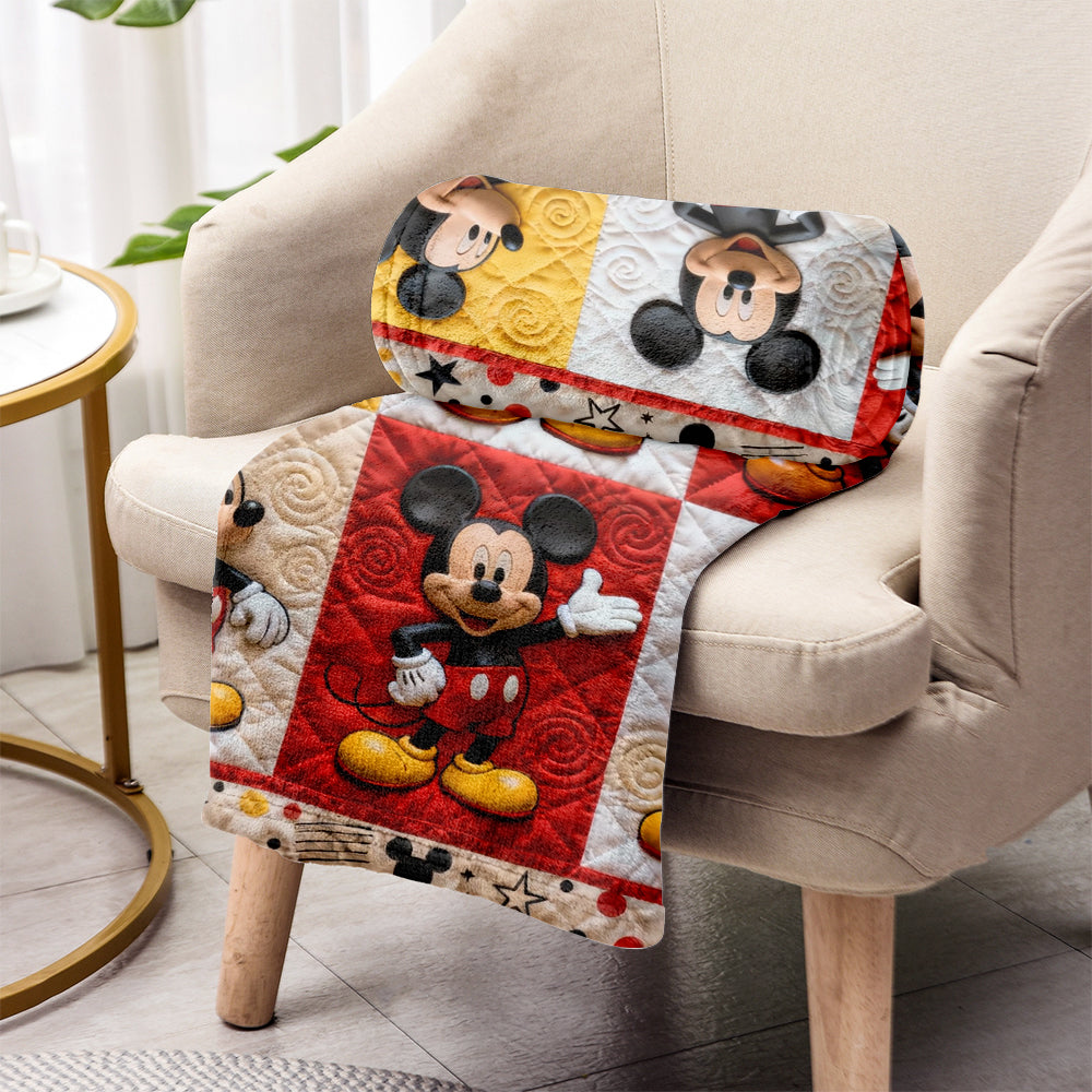 Just A Girl Who Loves Magic - Personalized Mouse Blanket