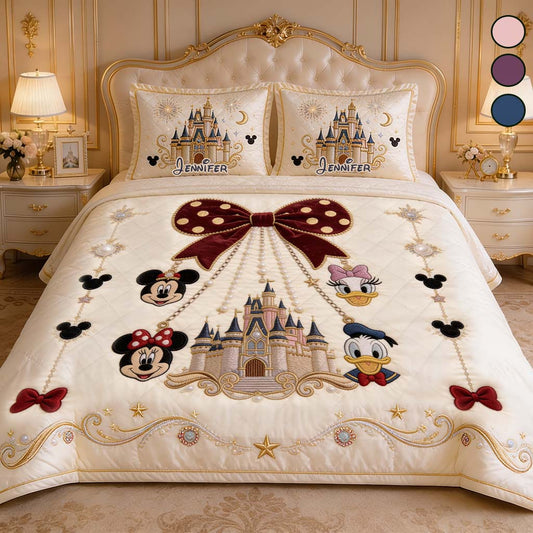 Believe In Magic - Personalized Mouse Quilt Set