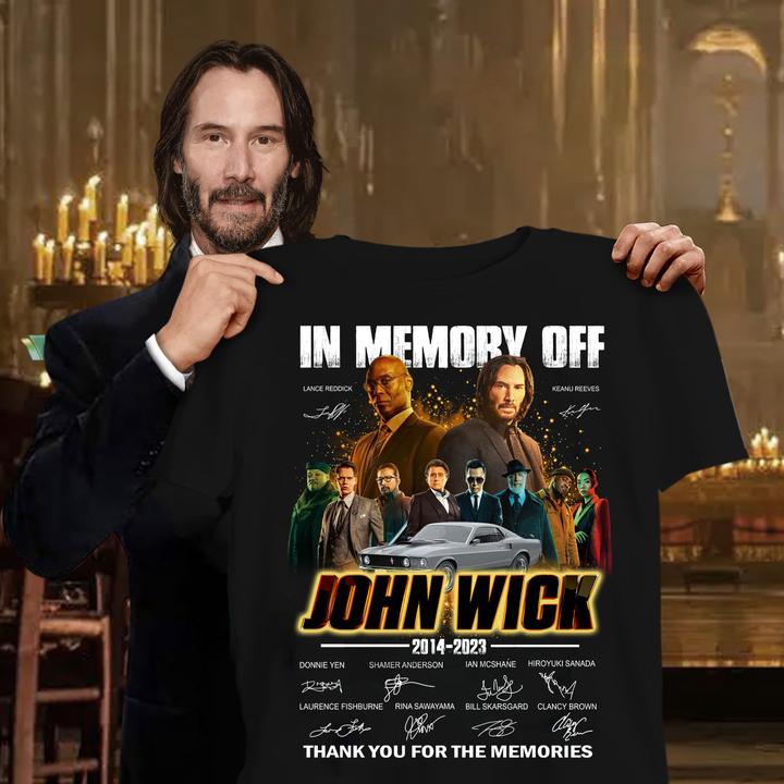 In Memory Of The Hitman T-shirt and Hoodie 0523