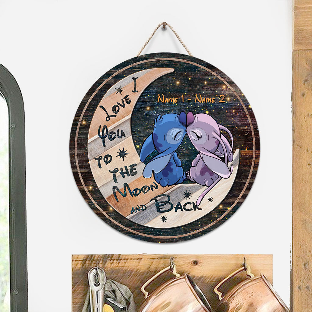 I Love You To The Moon And Back - Personalized Round Wood Sign With 3D Pattern Print