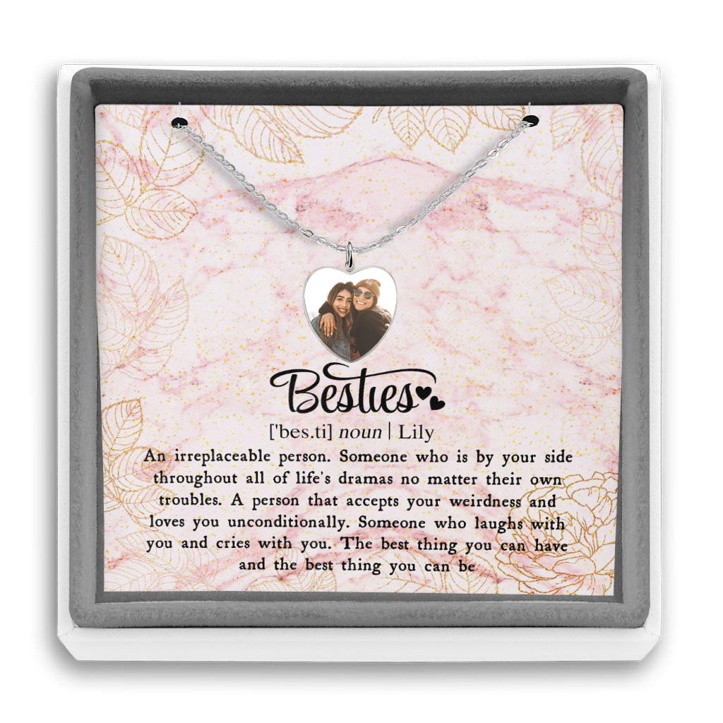 An Irreplaceable Person - Personalized Bestie Heart Pendant Necklace