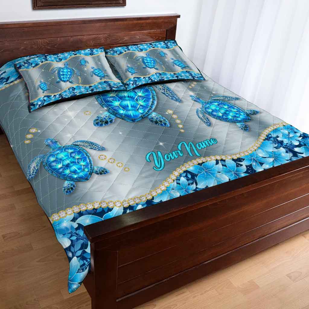 Blue Sea - Personalized Turtle Quilt Set