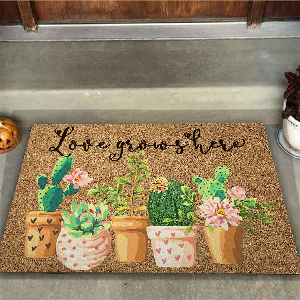 Love Grows Here - Cactus Coir Pattern Print Doormat