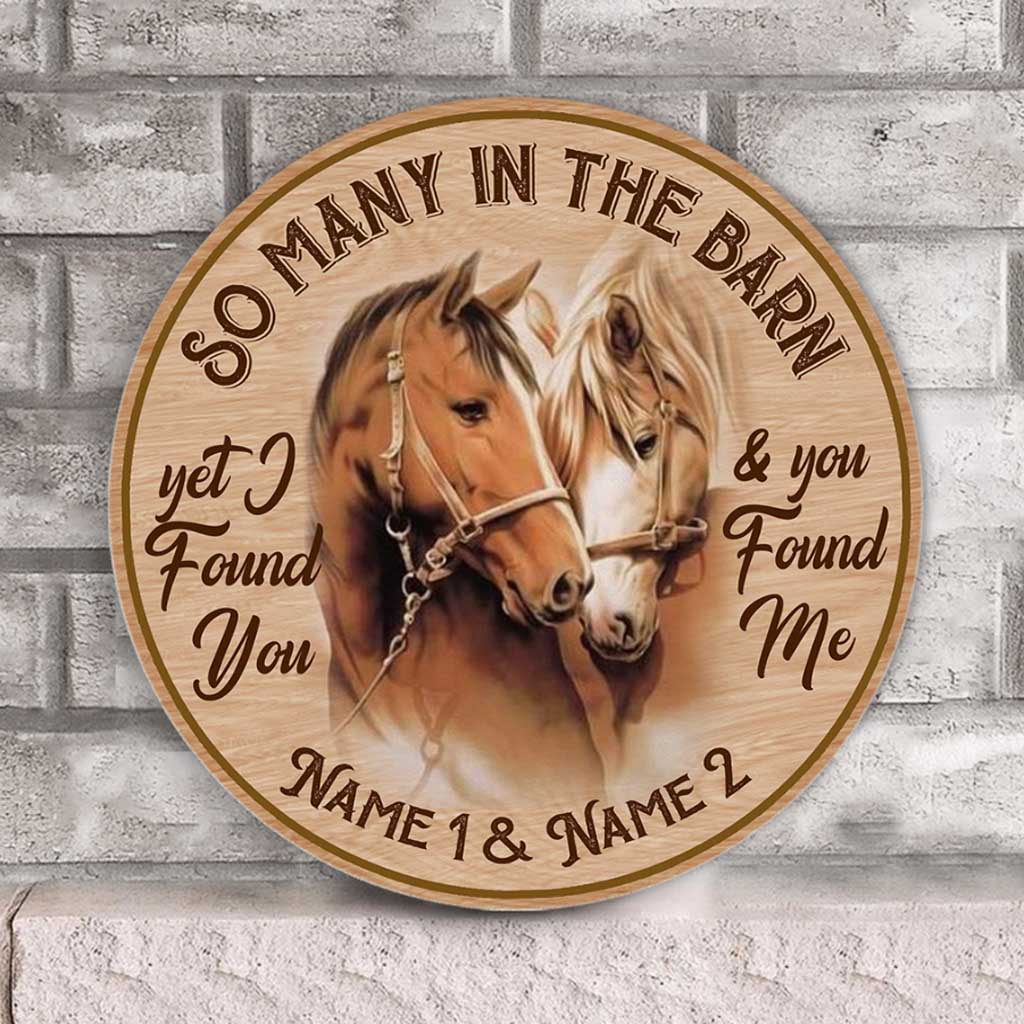 So Many In The Barn - Horse Personalized Round Wood Sign