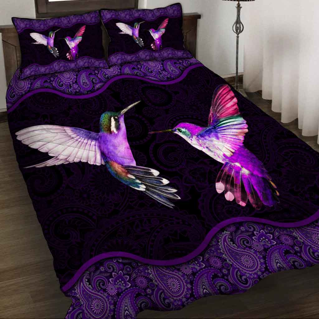 Purple Hummingbirds Quilt Set