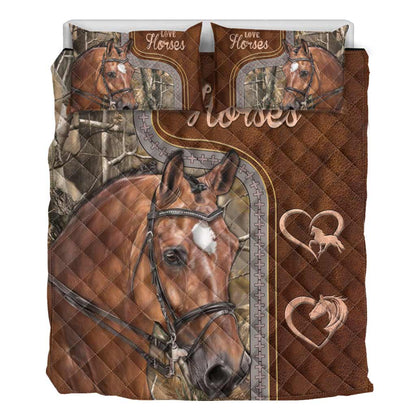 Love Horse - Horse Quilt Set