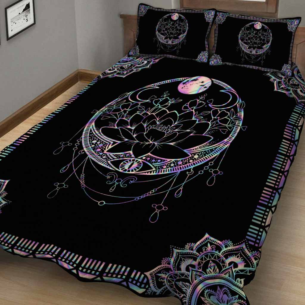 Magic Witch Quilt Set