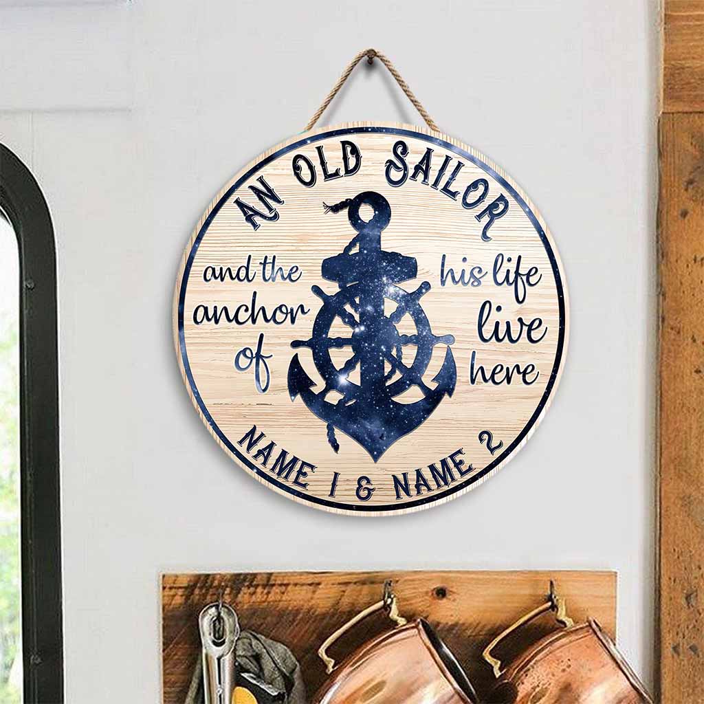 An Old Sailor - Cruising Personalized Round Wood Sign