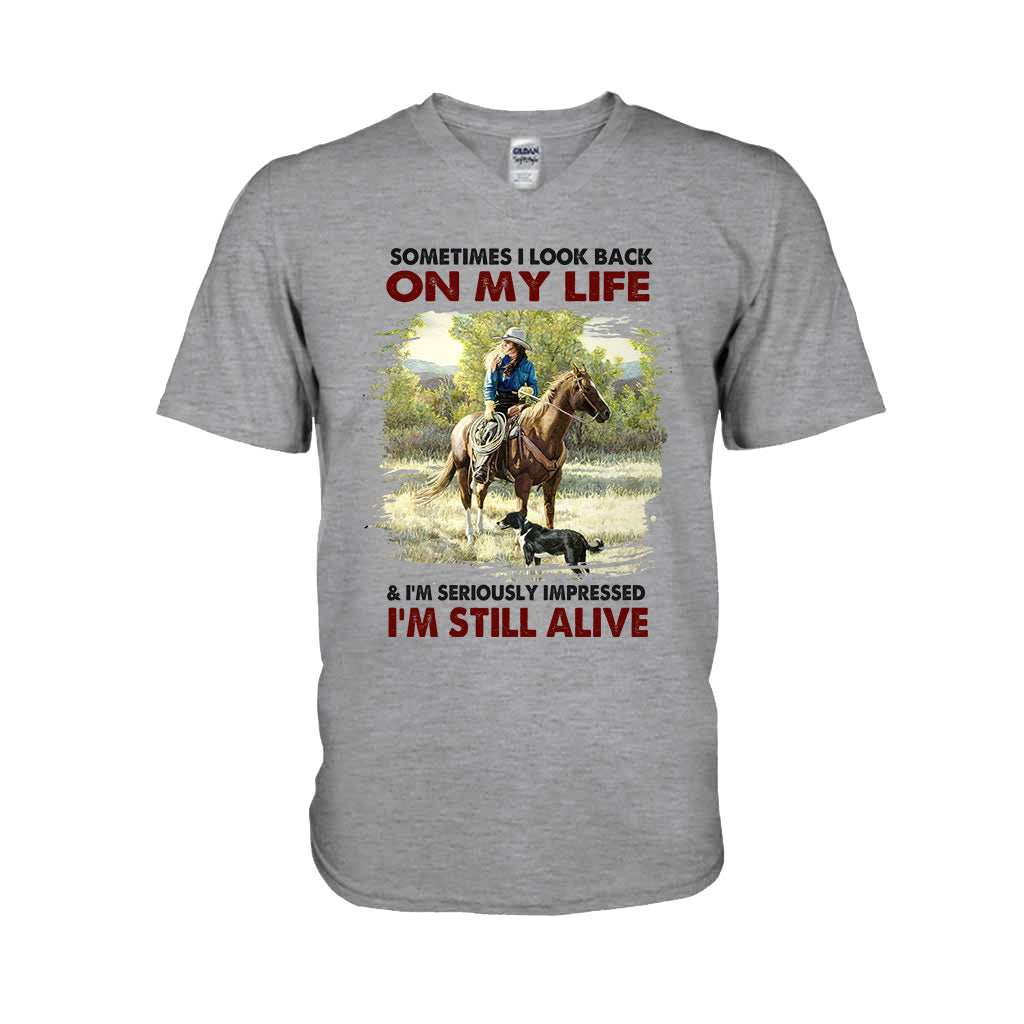 Sometimes I Look Back - Horse T-shirt and Hoodie