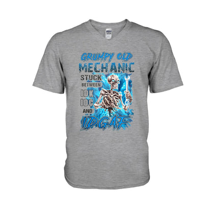 Grumpy Old Mechanic - T-shirt and Hoodie 112021