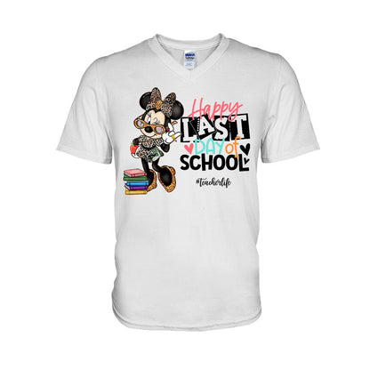 Happy Last Day Of School - Personalized Last Day Of School Teacher T-shirt and Hoodie